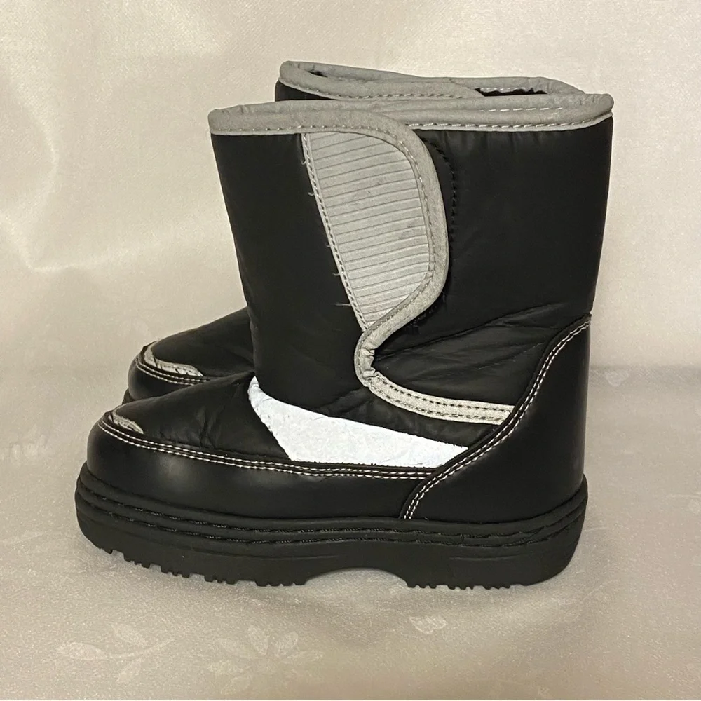 Fall Creek‎ Size 8  Boys Boots Thinsulate  Velcro Is Coming Loose C Pictures